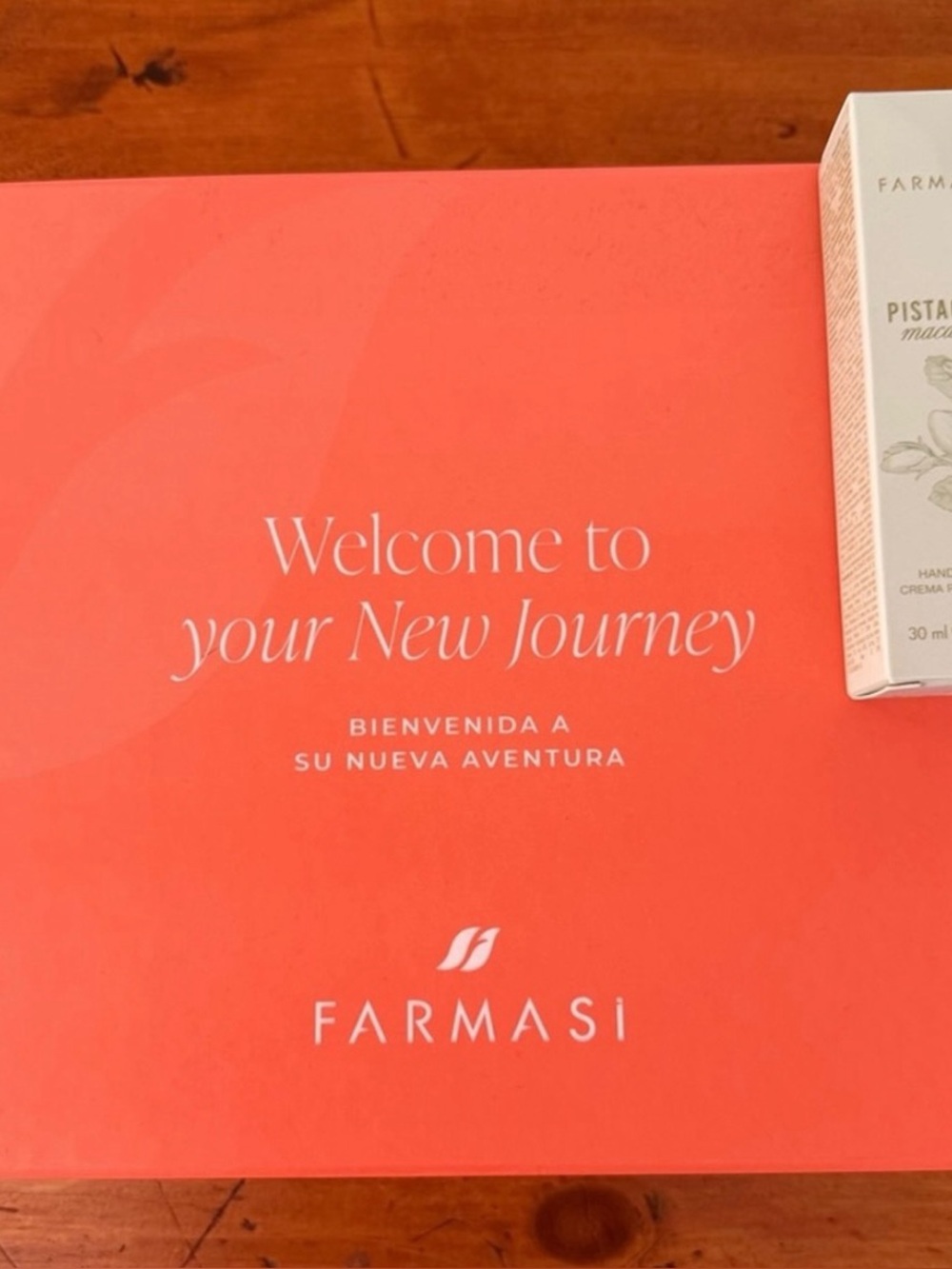 Farmasi Pistachio Macaron Hand Cream Beauty Sample Gift Bundle Dr C Tuna New